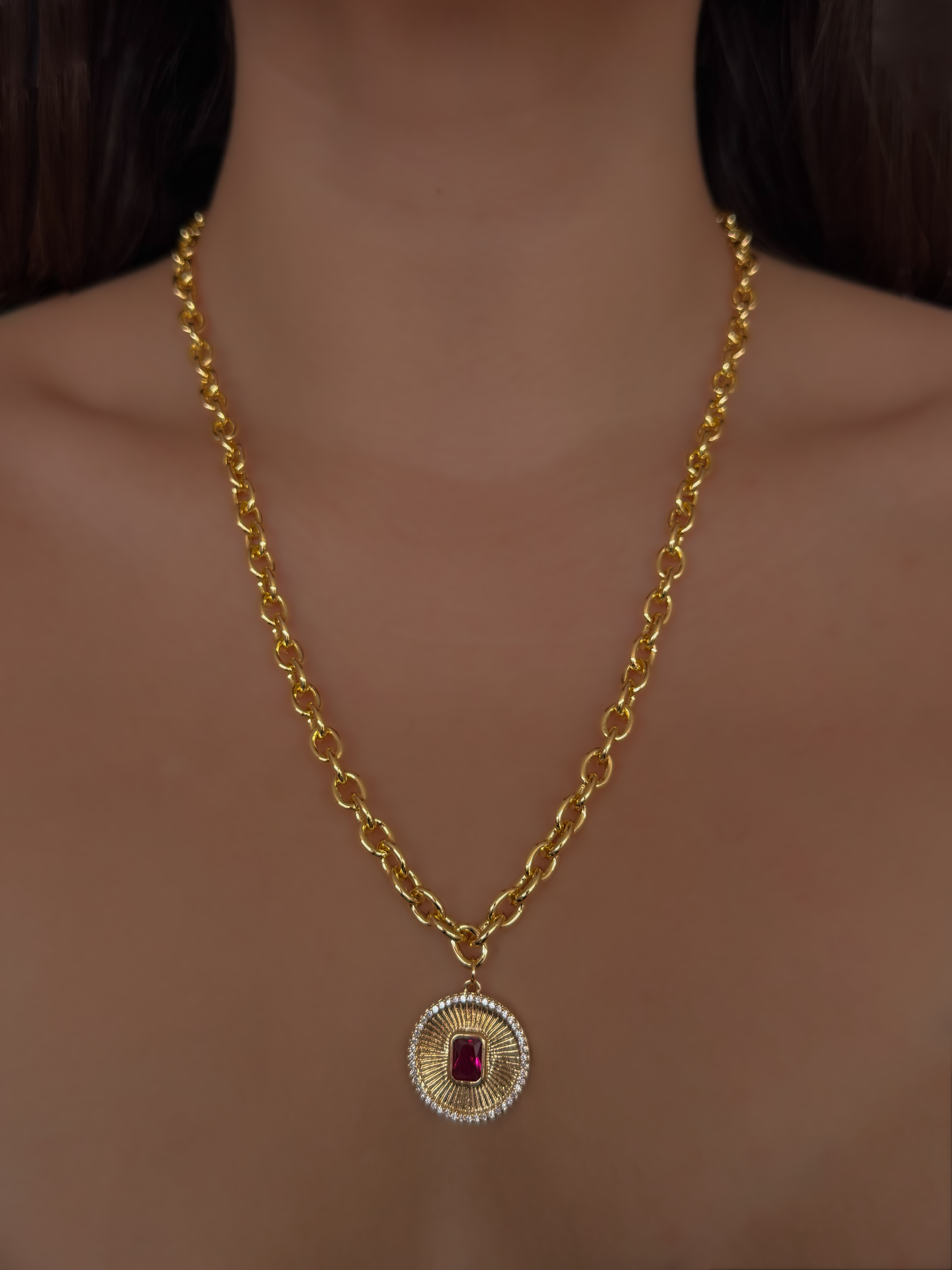 COLLAR ESCARLATA