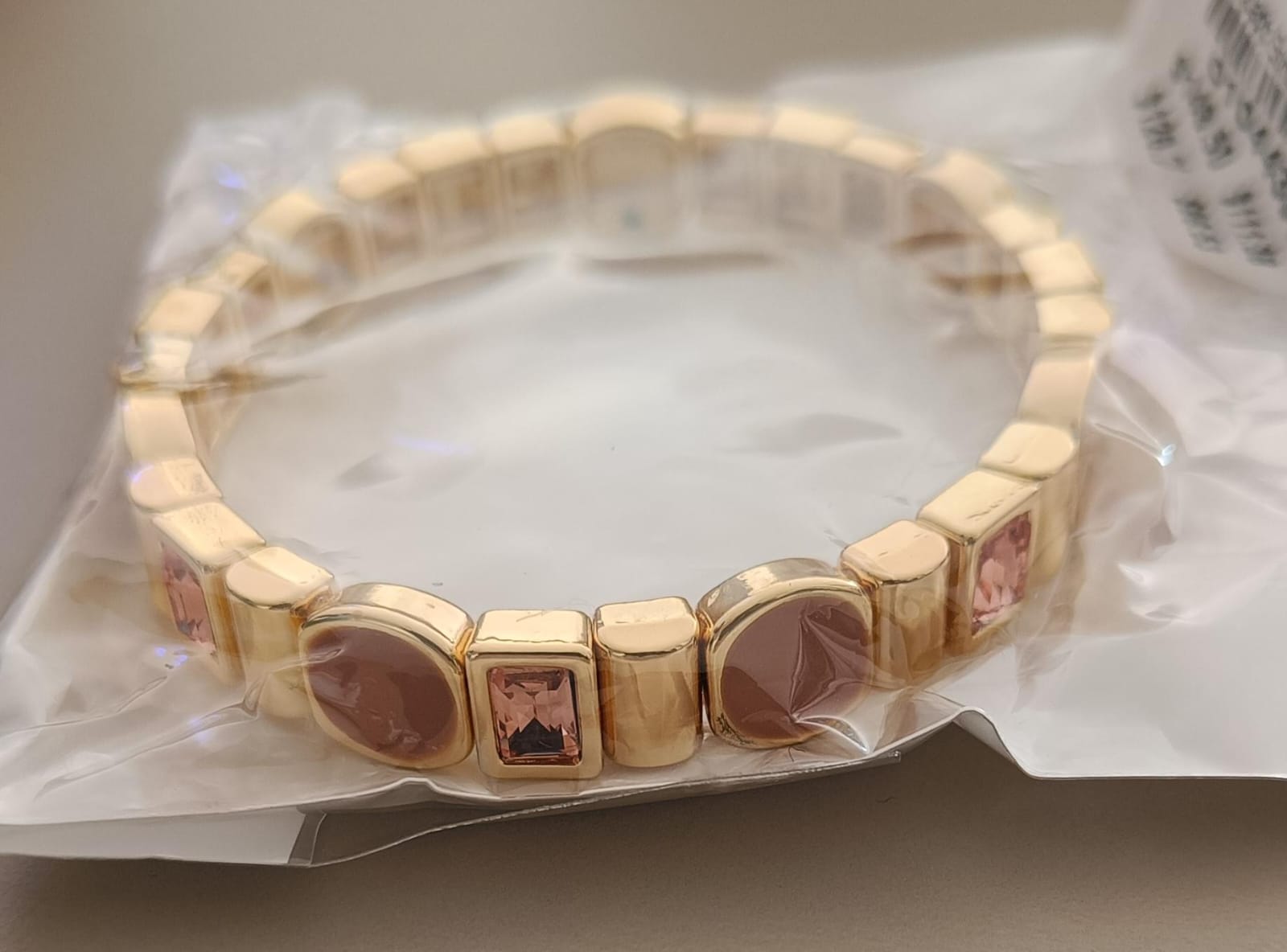 BRAZALETE CUADRO ESMALTE ZIR. ROSA LAMINADO