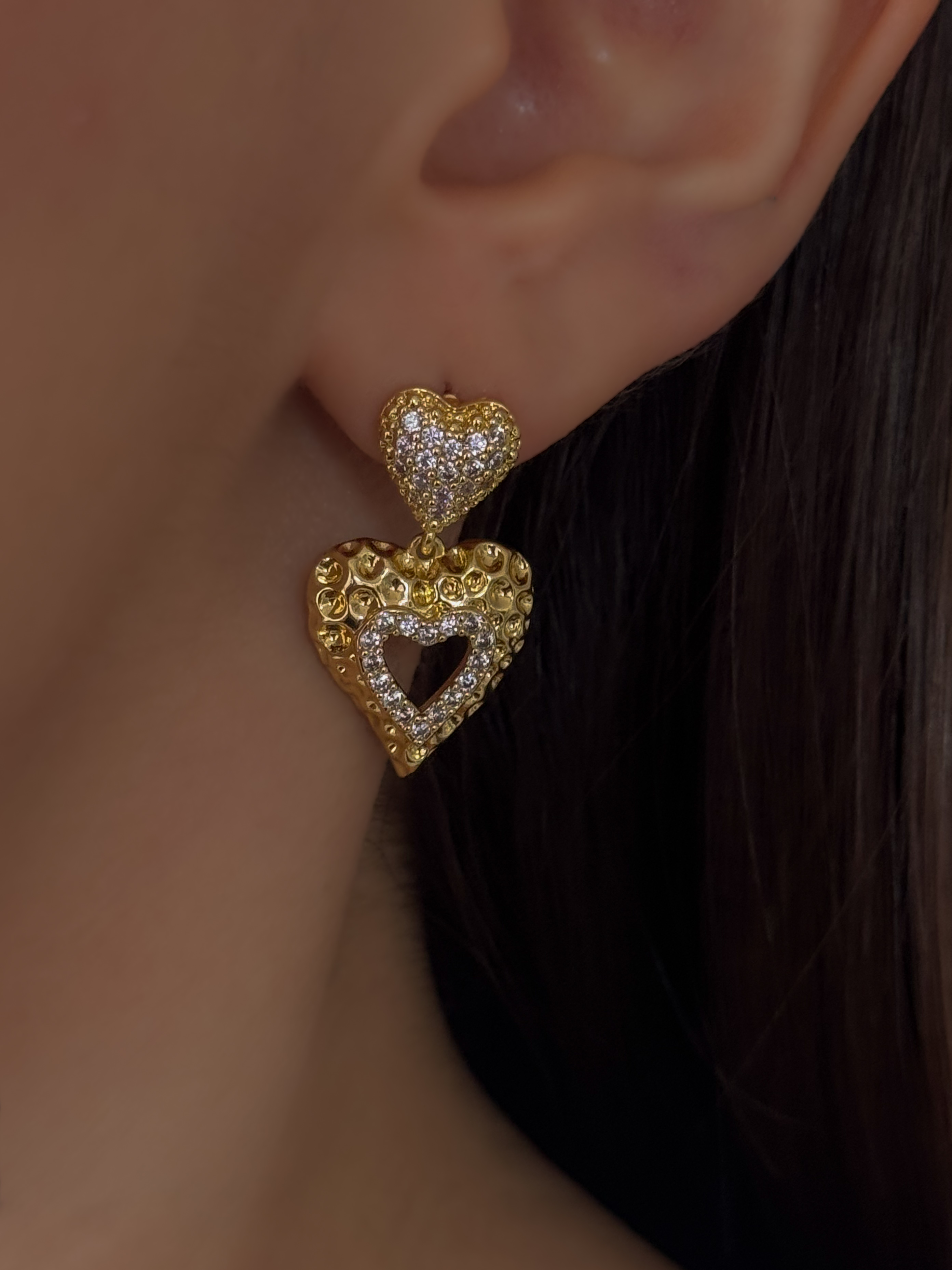 ARETE DOBLE CORAZON CON ZIRCONIAS
