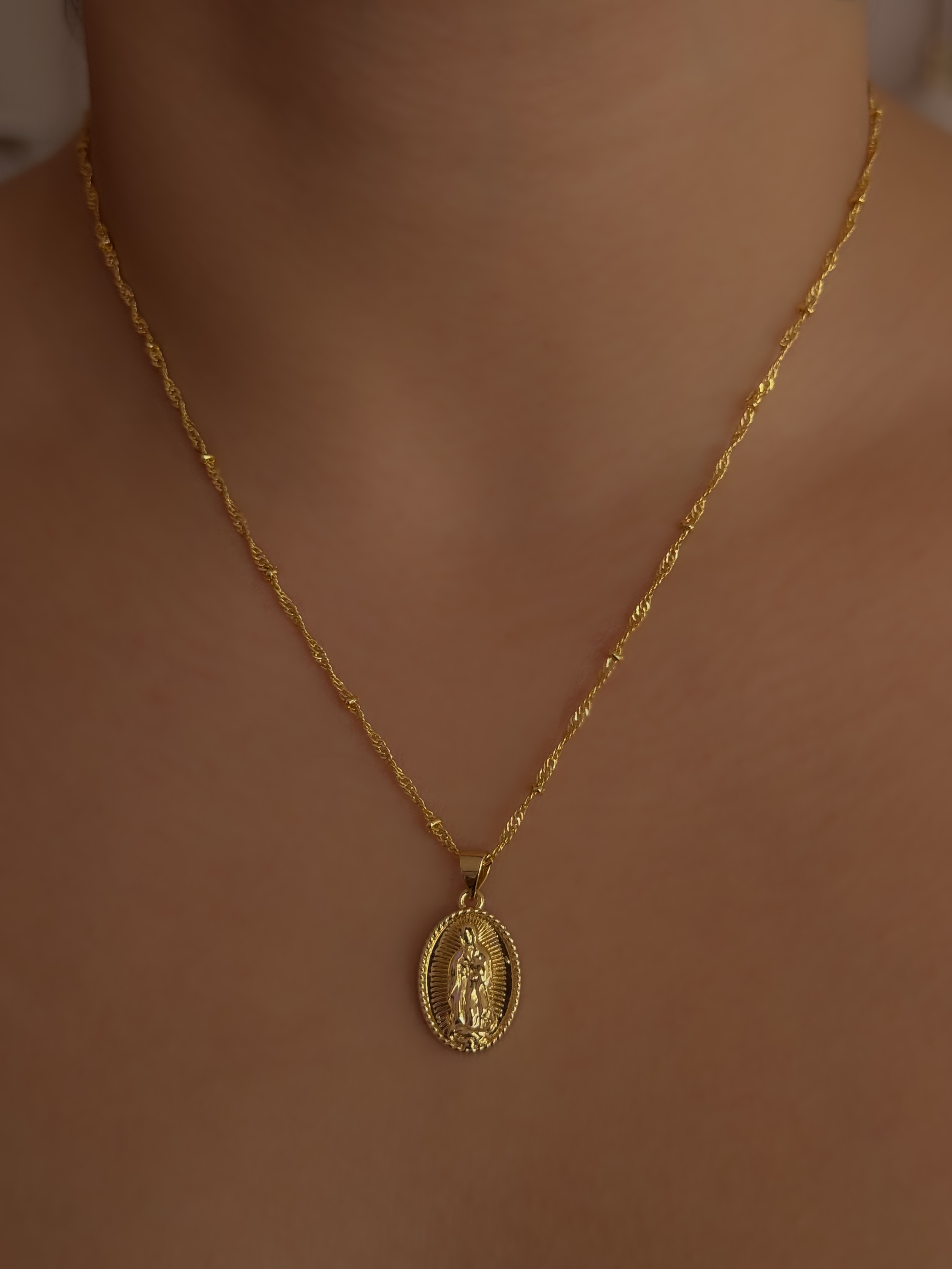 COLLAR BENDITA