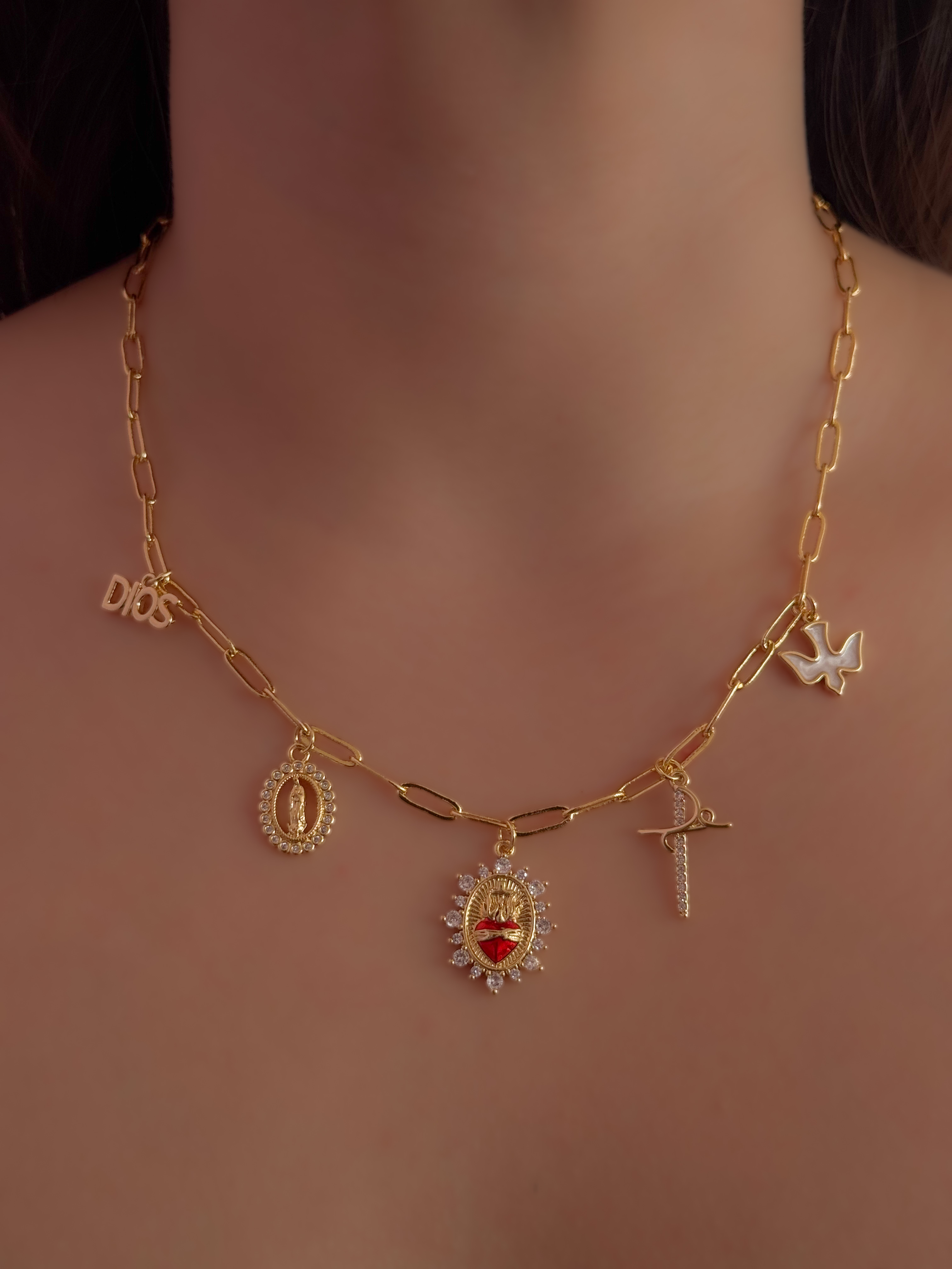 COLLAR AMPARO-01