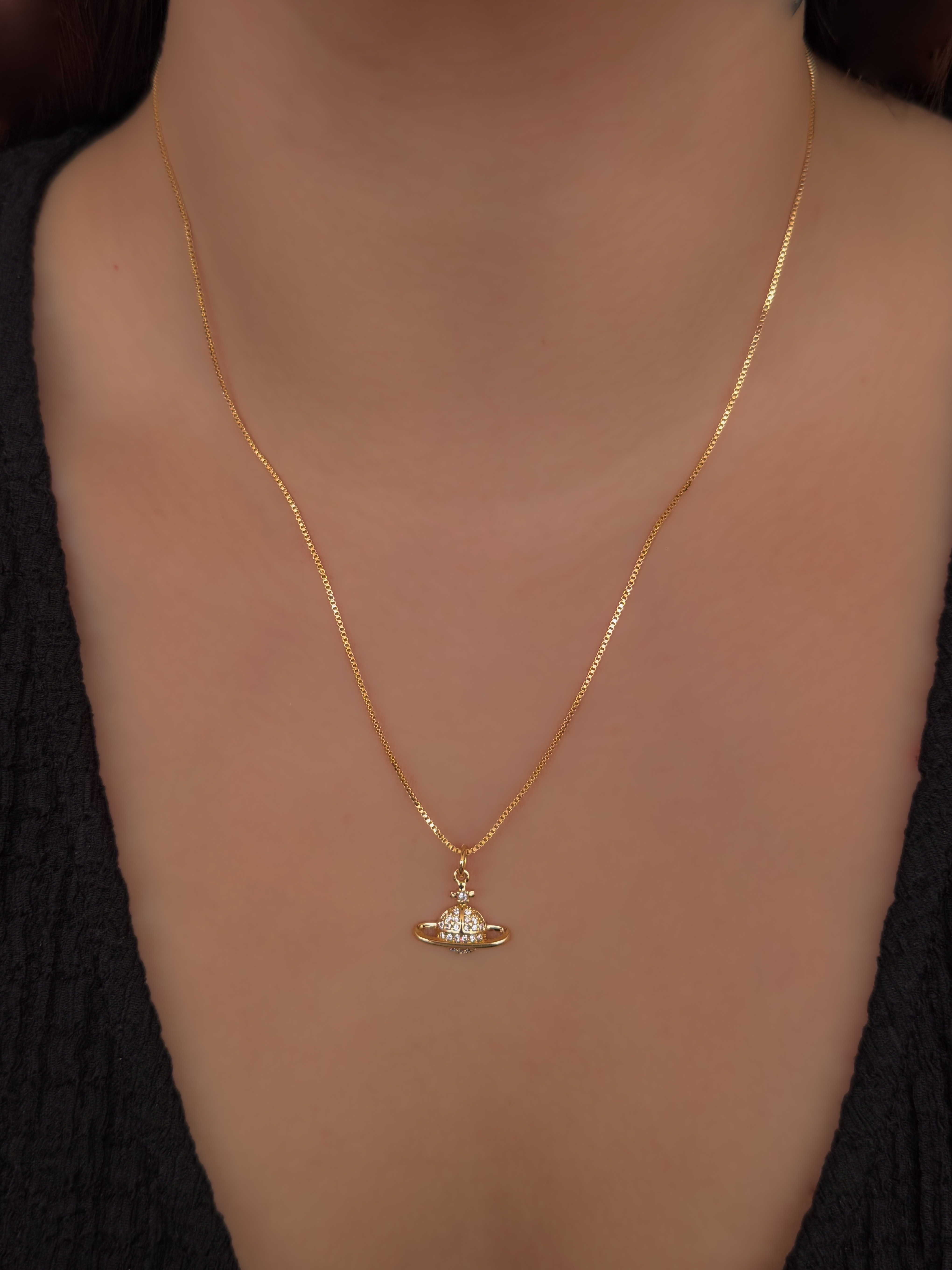 COLLAR SATURNO