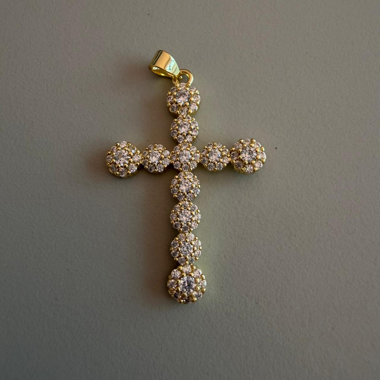 DIJE DE CRUZ FORMAS REDONDAS CON ZIRCONIA