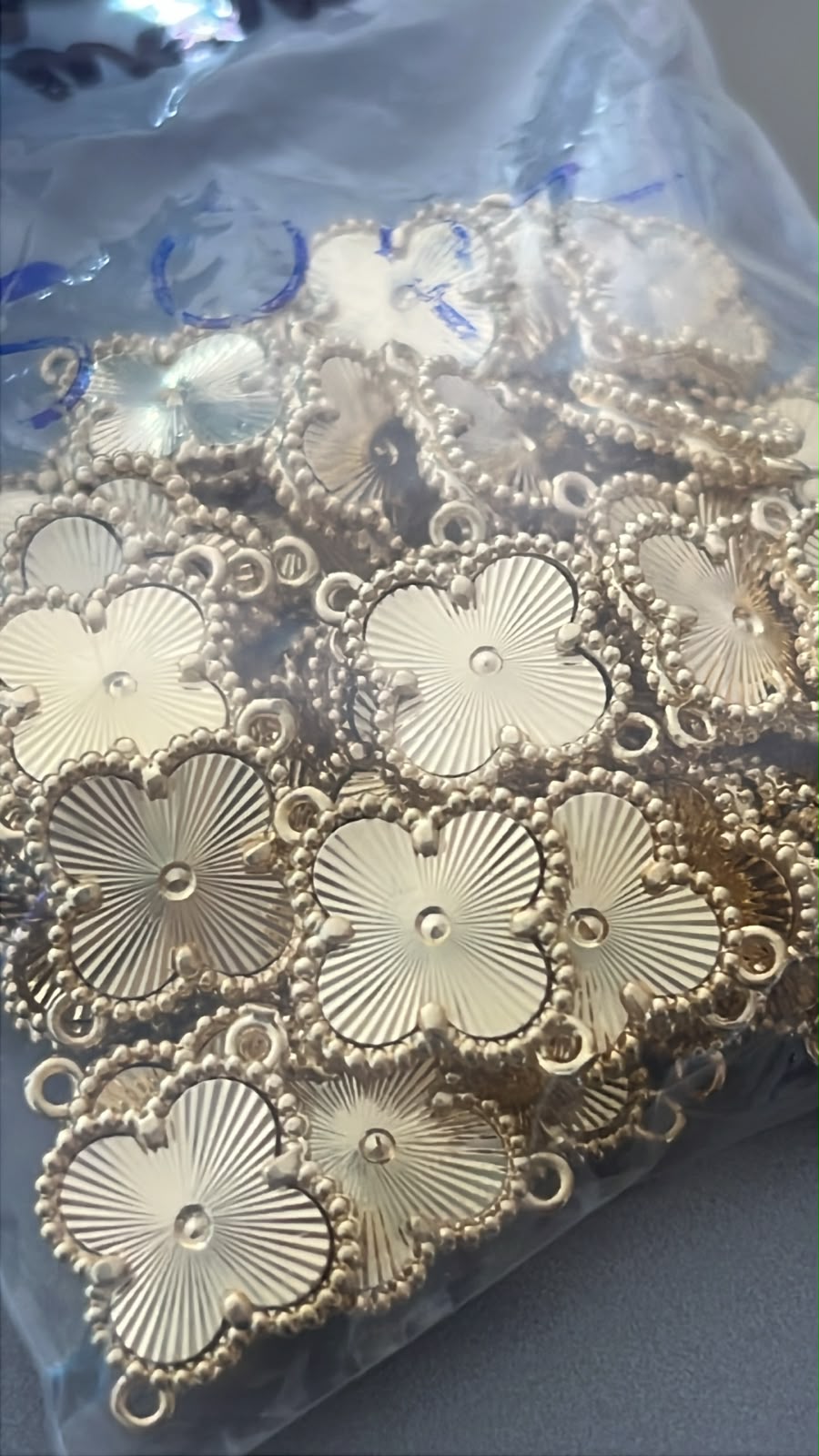 CONECTOR FLOR TREBOL 